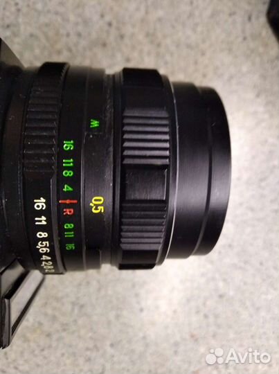 Фотоаппарат Зенит+объектив и чехлы