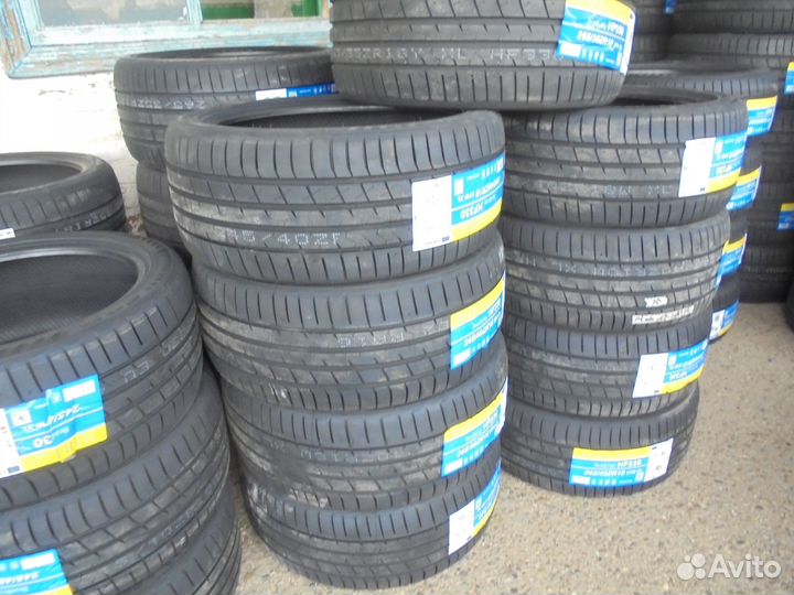 Habilead HF330 245/40 R18 и 265/35 R18 97Y