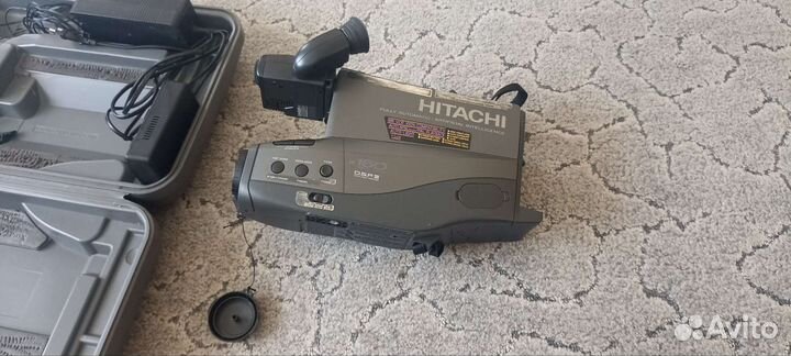 Видеокамера hitachi