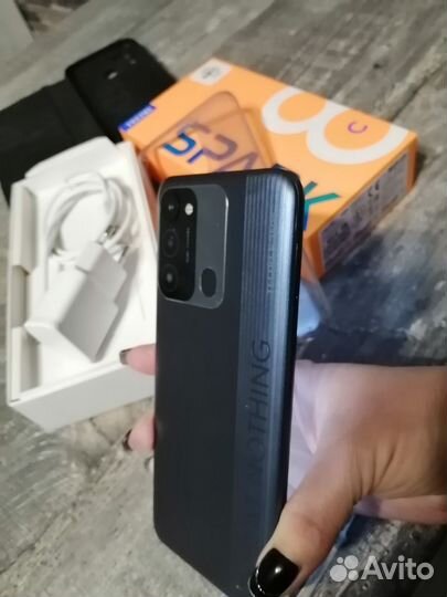 TECNO Spark 8C, 4/64 ГБ