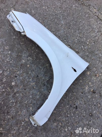 Крыло левое на гранту фл