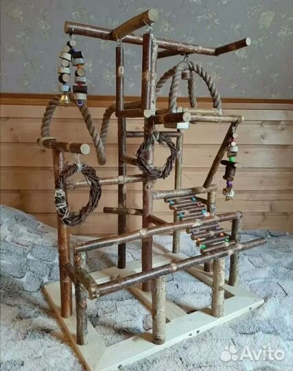 Игровой стенд для попугая