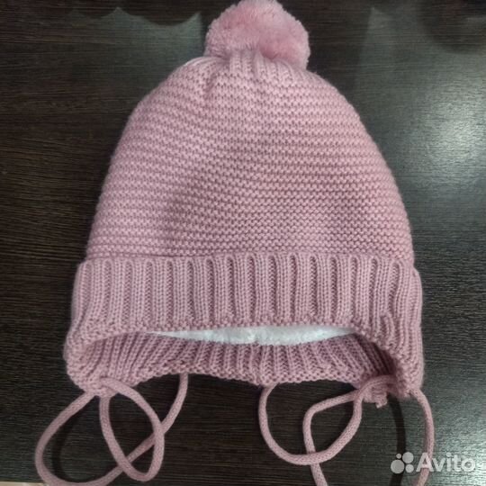 Шапочка весенняя для девочки 0-3 мес