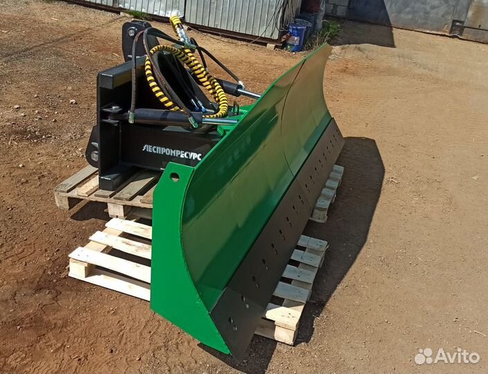 Отвал Т-150К на заднюю навесную систему