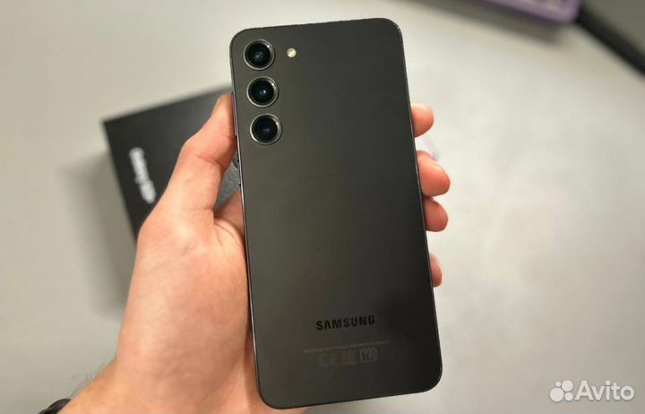 Samsung Galaxy S23+, 8/256 ГБ