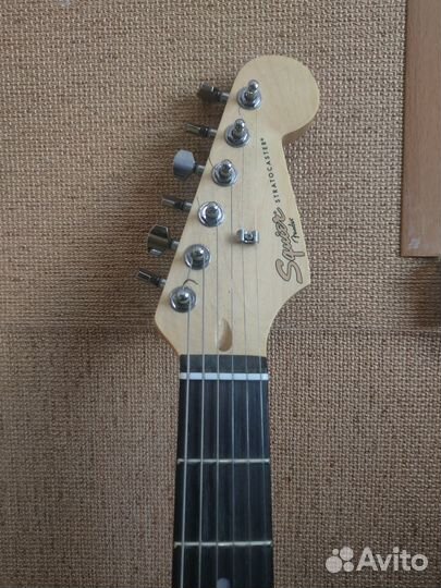 Электрогитара fender squier stratocaster