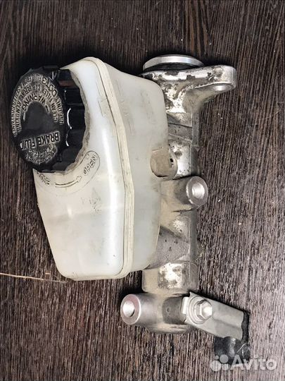 Главный тормозной цилиндр JZX90