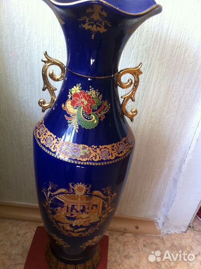 Ваза напольная для зала