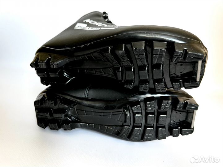 Новые лыжные ботинки nordway 39