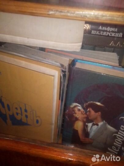 Продаю книги