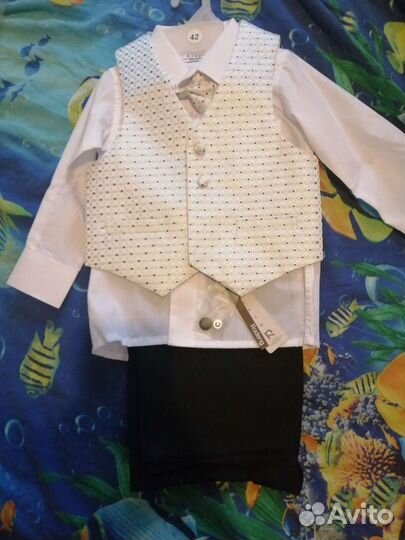 Костюм праздничный