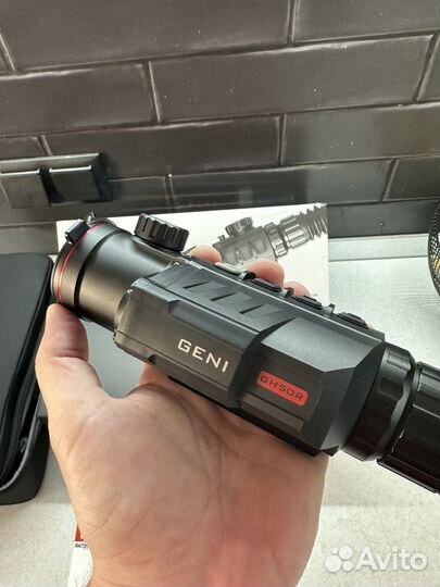 Тепловизор iRay Geni