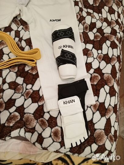 Экипировка, спортивная одежда для тхэквондо