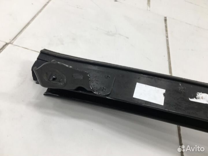 Стекло двери передней левой (форточка) SMART Fortwo II (2007—2015)