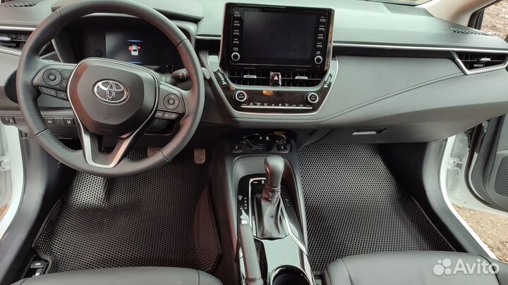 Комплект EVA ковриков на Toyota Corolla с бортами