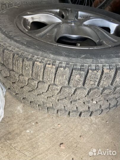 Yokohama Ice Guard F700Z 195/60 R15 88Q