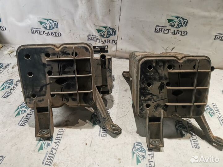 Абсорбер (фильтр угольный) Audi Q7 4L (2005—2009)