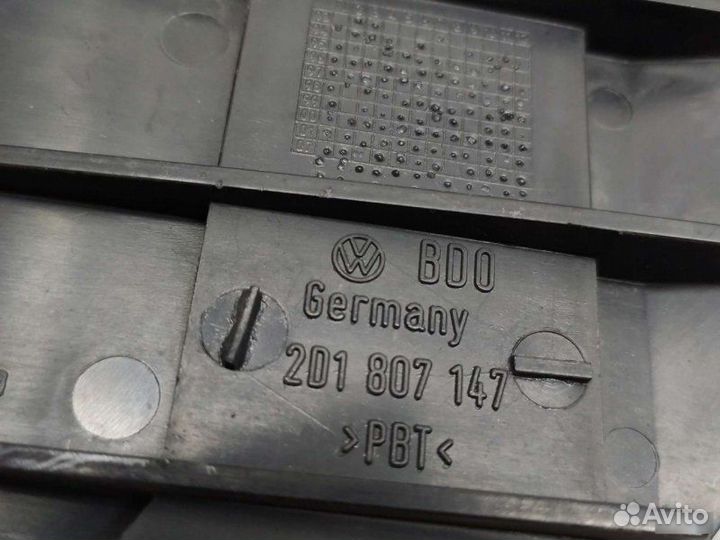 Кронштейн бампера Volkswagen Lt