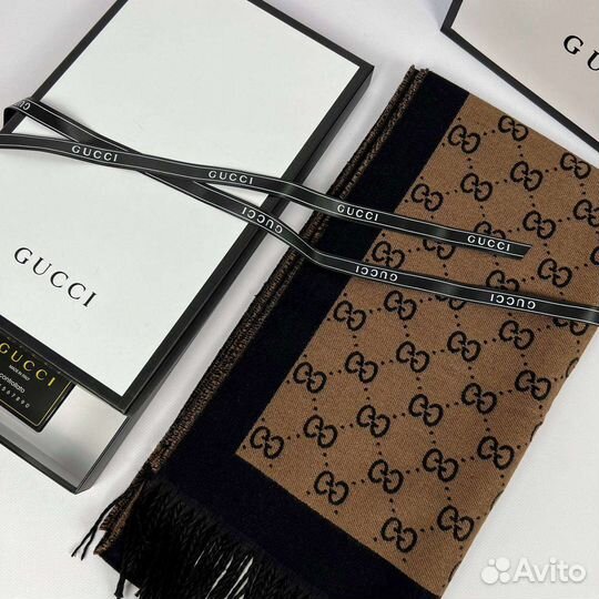 Шарф палантин Gucci