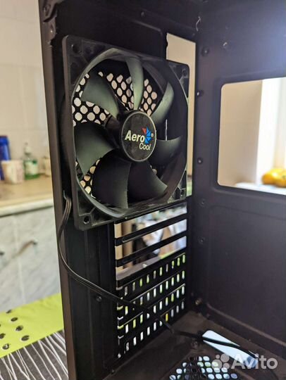 Aerocool shard