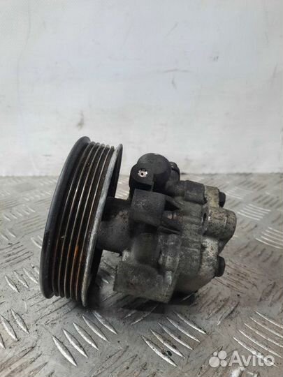 Насос гур Kia Carens минивэн 2.0 D4EA 2004