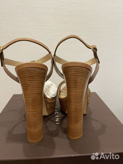 Босоножки Vicini