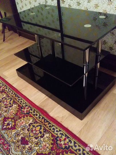 Тумба под телевизор