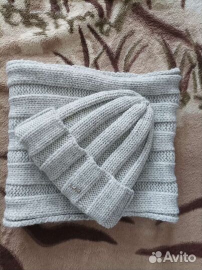Продам набор шапка и снуд