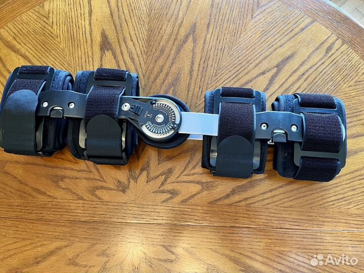 Ортез на коленный сустав жесткий, шарнирный бандаж