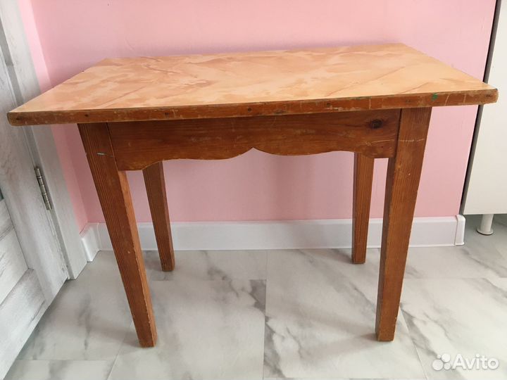 Детский столик