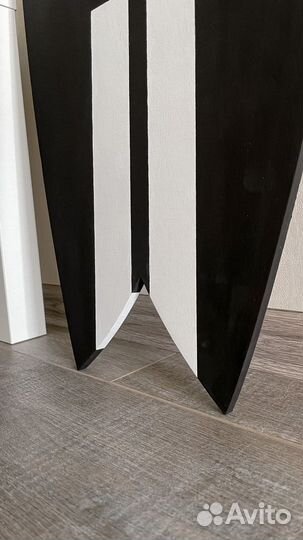 Доска для сёрфинга Chanel design