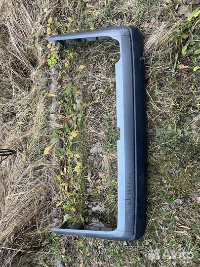 Задний бампер мерседес w124