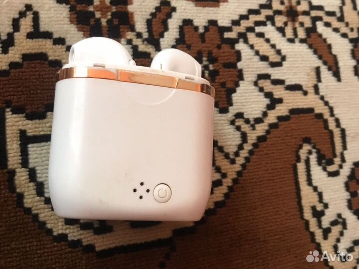 Беспроводные наушники