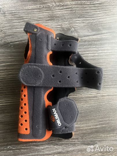 Ортез для иммобилизации кисти, серо-оранжевый