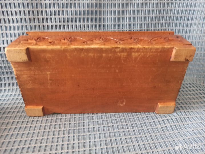 Старинные резные шкатулки. Ручная роспись. Маслом