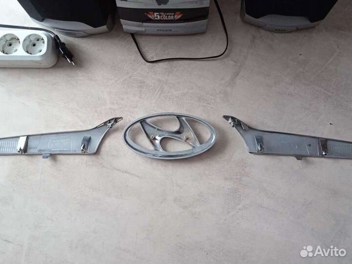 Решетка радиатора Хенде Солярис Hyundai Solaris