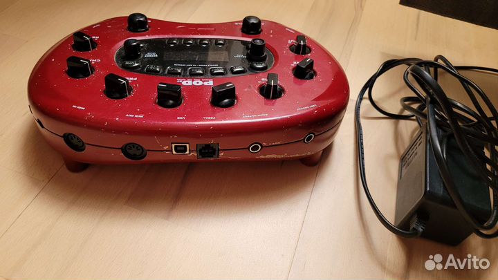 Гитарний процессор line 6 pod xt