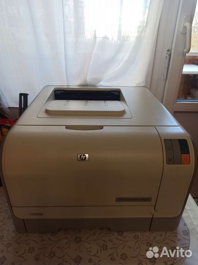 Цветной принтер HP Color 2015