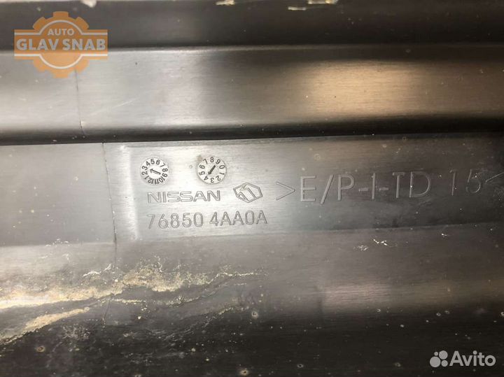 Накладка порога правая Nissan Almera G15