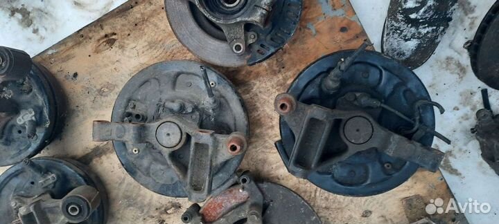 Ступица задняя Mazda Premacy CP8W