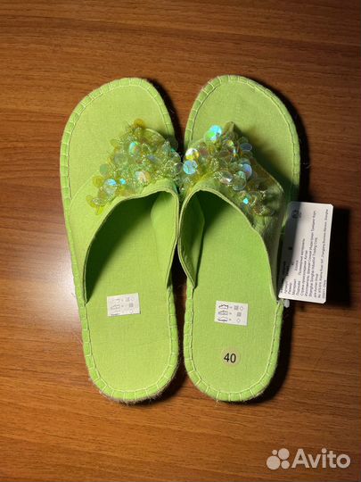 Шлепанцы тапочки сланцы
