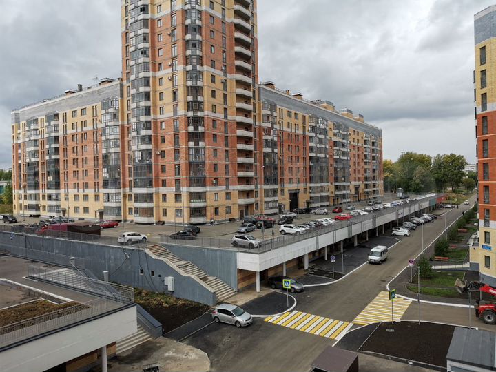 2-к. квартира, 54 м², 5/18 эт.