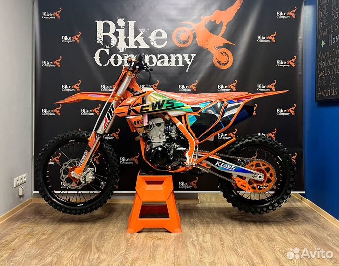 Мотоцикл kews 300 PRO doch WP (nс300/ZS182MM) 2023