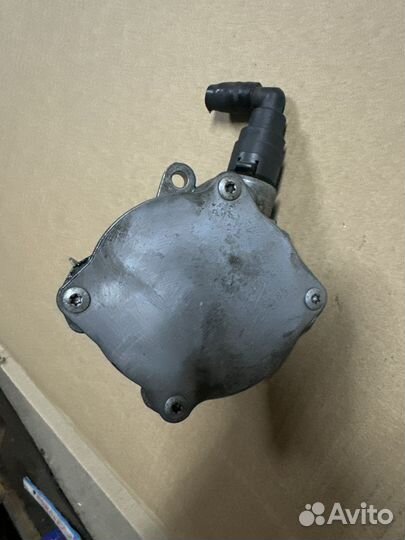 Вакуумный насос Mercedes OM646.811