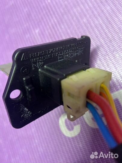 Резистор печки Kia Ceed ED G4FC 2010