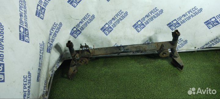 Балка подвески Renault Symbol седан 1.4 K4J712