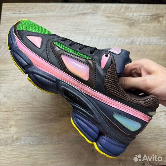 Raf Simons x Adidas Ozweego Fairway Pink 44