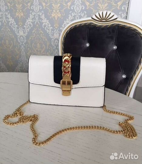Клатч фирмы gucci