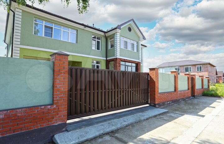 Коттедж 456 м² на участке 19,5 сот.