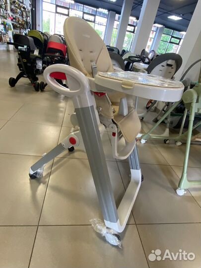 Стульчик для кормления Luxmom B2